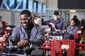 Learn Automotive Mechatronics with Mercedes Benz